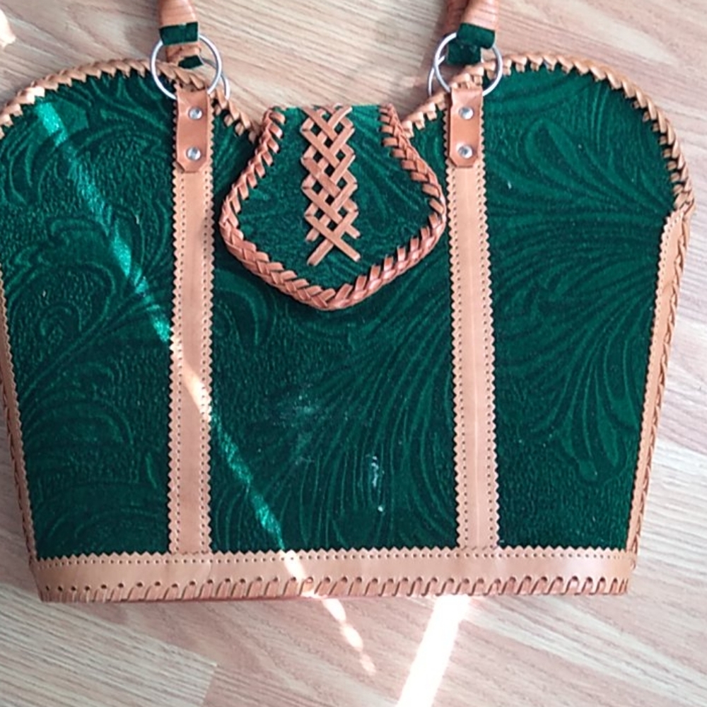 Gorgeous green velvet purse